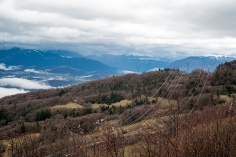 Elektriciteitsleidingen in de bergen bij Grenoble (Foto: Briek Verdoodt)